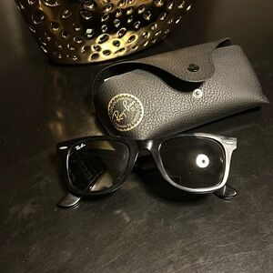 Ray-Ban Wayfarer Sunglasses